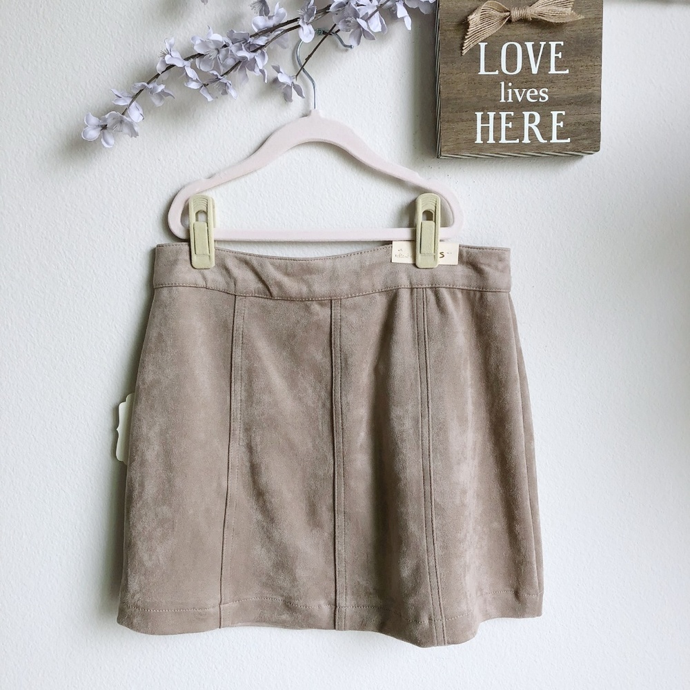 NWT Altar'd State Suede Neutral Button-Down Skirt - Picture 2 of 4